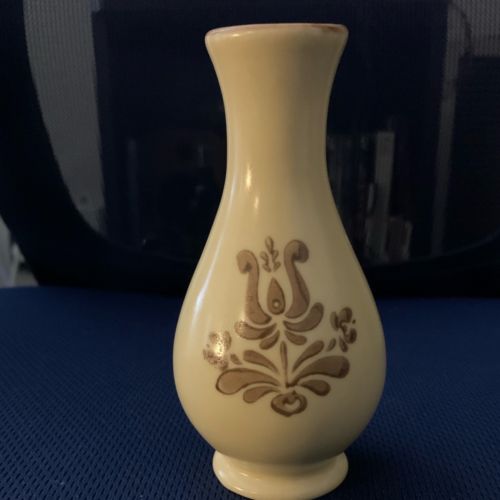 Pfaltzgraff Village Vase